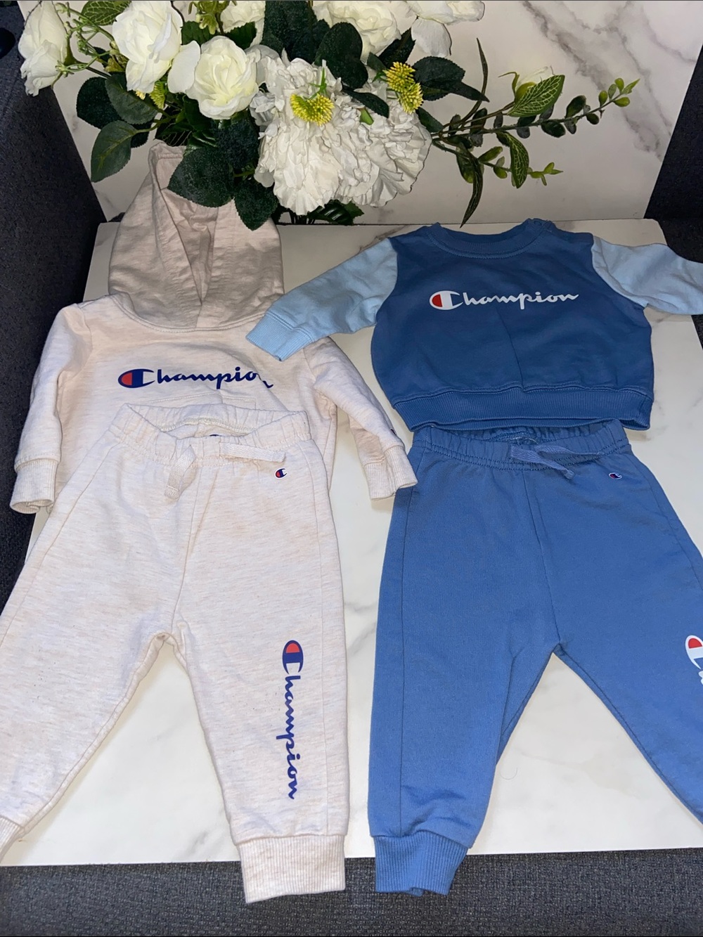 Champion Two-Piece Baby Jogger Sets in Cream & Blue Size 0-3 months